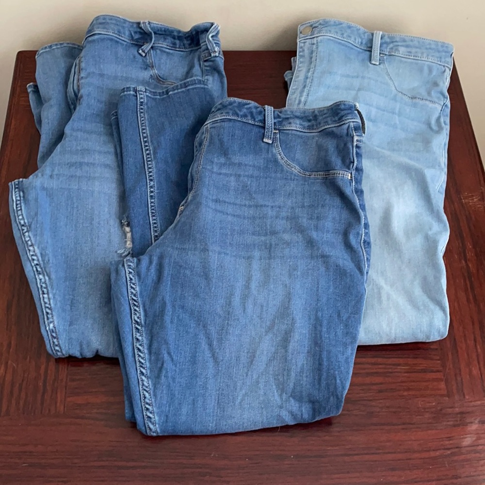 Hollister curvy plus